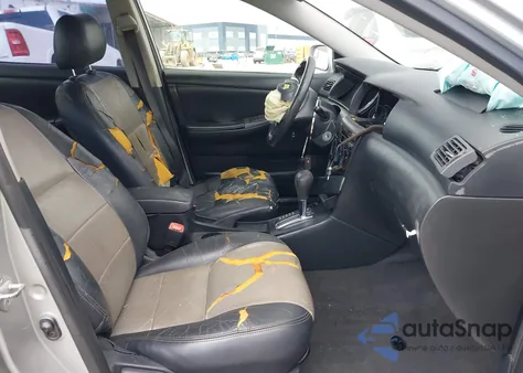 2004 Toyota Corolla S z USA, uszkodzony, nr VIN 2T1BR32E34C283613